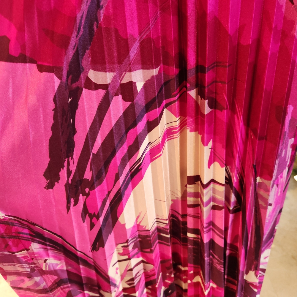 Sequin Hearts Vibrant Pink Maxi Dress - Picture 4 of 8